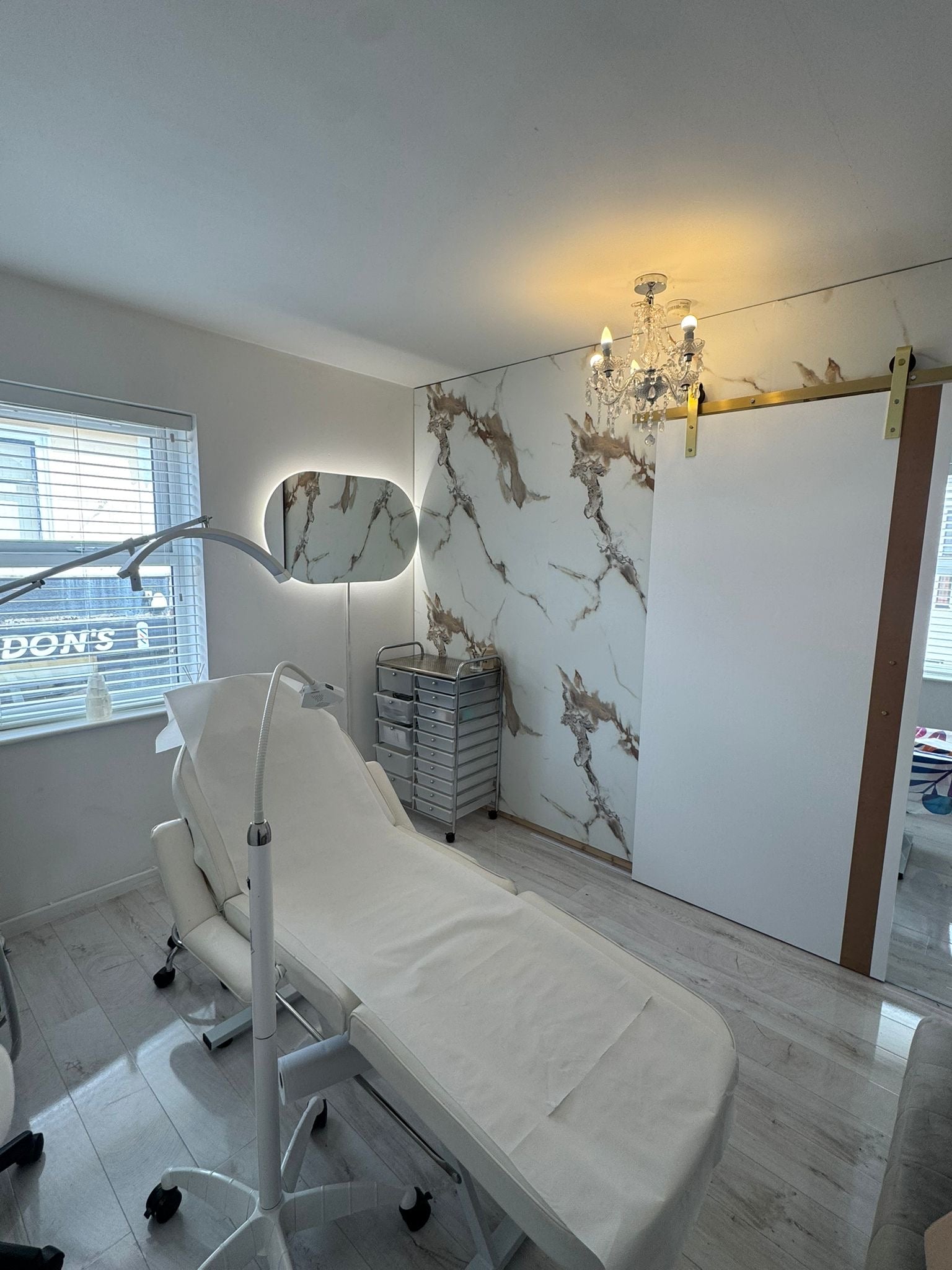 Cardiff Laser Teeth Whitening
